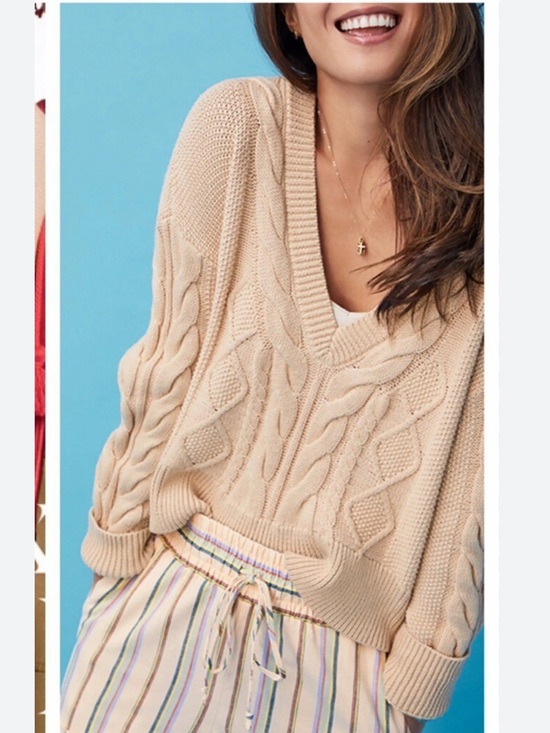 CAbi Sweaters - CAbi Cropped Cable Knit V-Neck Sweater - Beige S